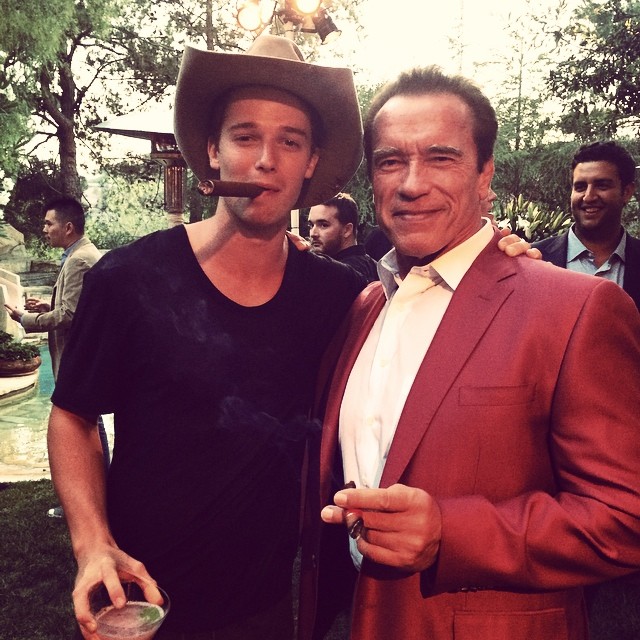 10 Foto transformasi anak Terminator, sekarang ganteng banget