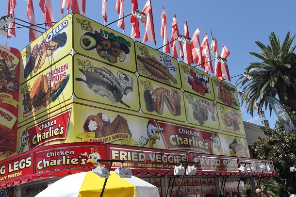 11 Makanan gorengan paling aneh sedunia, ada Coca Cola goreng! 11 Makanan gorengan paling aneh sedunia, ada Coca Cola goreng!