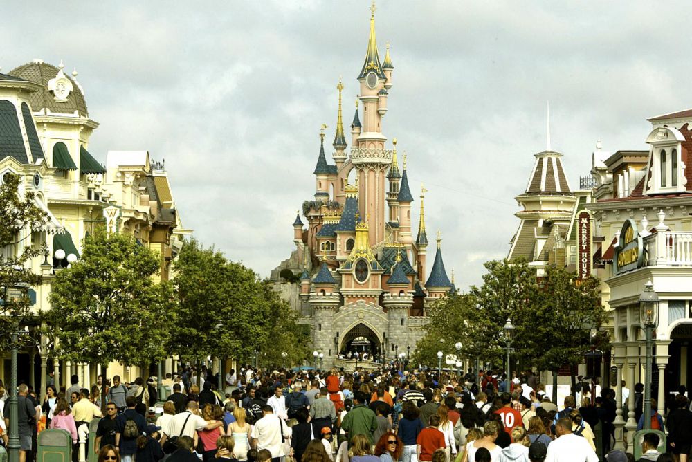 Gaya hidup Pangeran Arab ini bikin geleng-geleng, jangan ditiru!