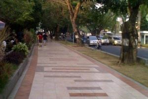 Gaet wisatawan, Pontianak bikin trotoar humanis