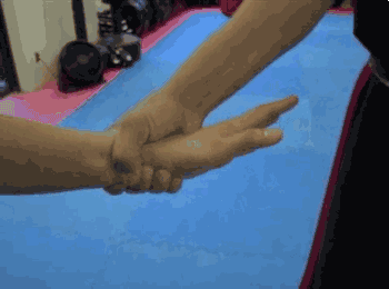 19 Trik ampuh pertahanan diri saat bertemu penjahat di jalan, pahami! 19 Trik ampuh pertahanan diri saat bertemu penjahat di jalan, pahami!