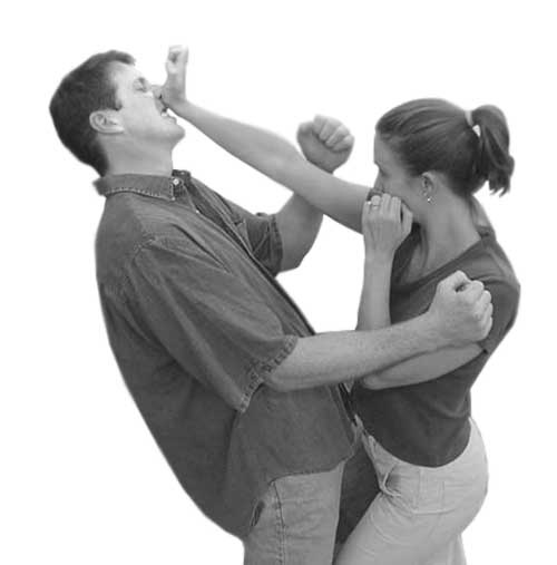 19 Trik ampuh pertahanan diri saat bertemu penjahat di jalan, pahami! 19 Trik ampuh pertahanan diri saat bertemu penjahat di jalan, pahami!