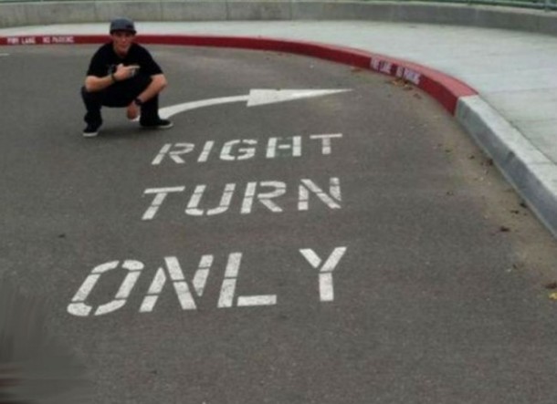 11 Rambu jalan yang malah bikin pengendara pusing, ada-ada aja....