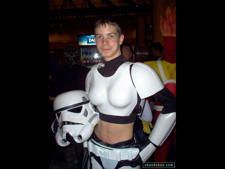 18 Cosplay tokoh Star Wars ini lucu abis, dijamin kamu ngakak!