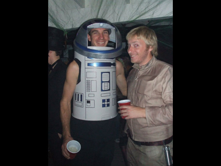 18 Cosplay tokoh Star Wars ini lucu abis, dijamin kamu ngakak!