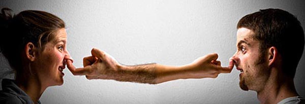 23 Karya fotografi ini ungkap kemesraan pasangan dengan cara tak biasa