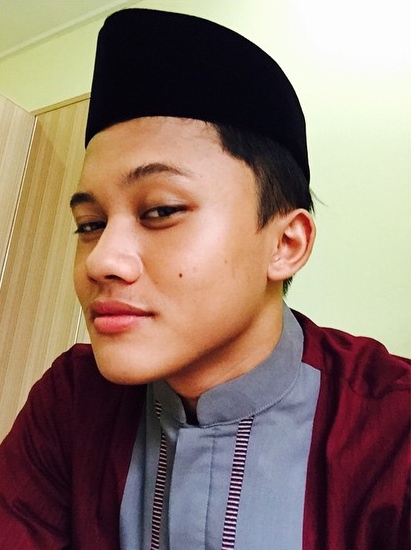 Tak cuma ganteng, suara emas anak Sule ini dijamin bikin baper cewek! 