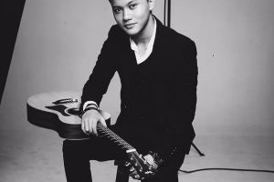 Tak cuma ganteng, suara emas anak Sule ini dijamin bikin baper cewek! 