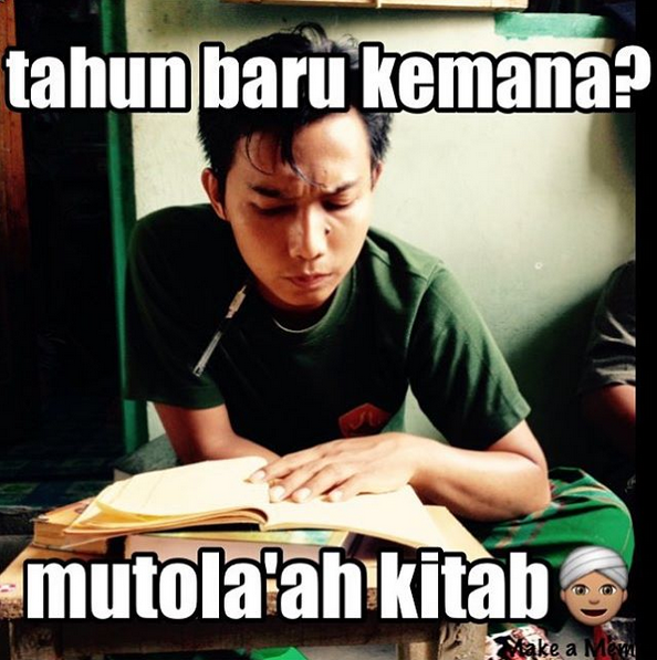 30 Meme kebiasaan santri ini dijamin bikin kamu ketawa! 30 Meme kebiasaan santri ini dijamin bikin kamu ketawa!