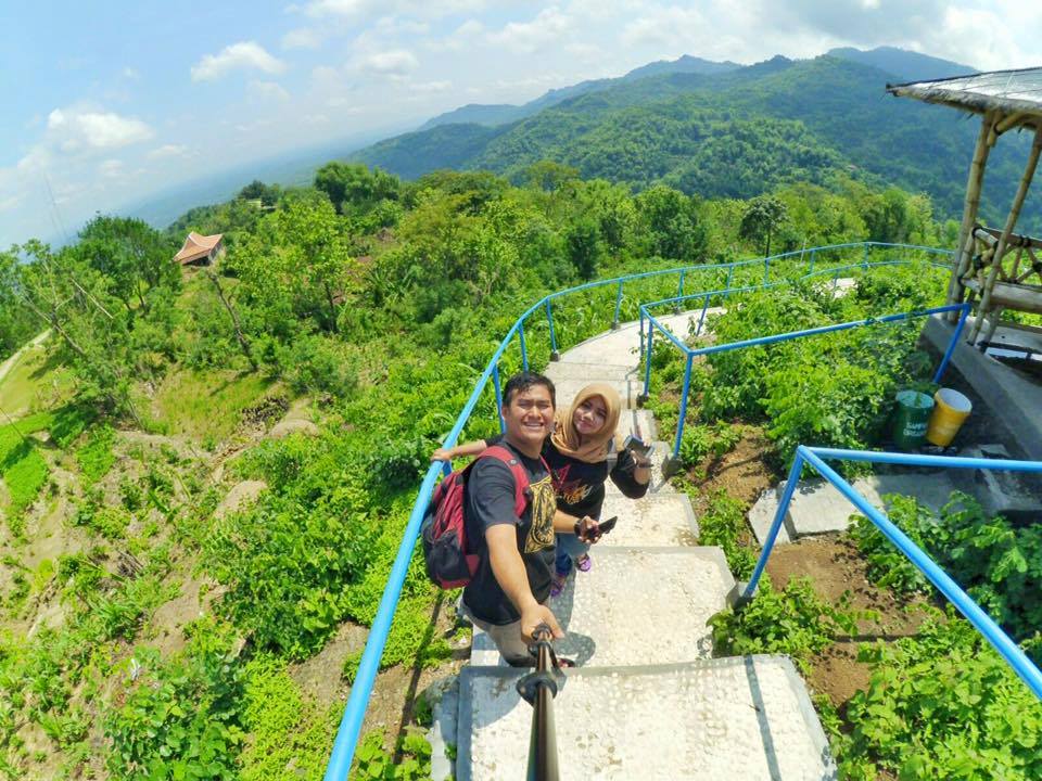 Ini saat-saat sering terjadi cinta lokasi lho, kamu pernah? Ini saat-saat sering terjadi cinta lokasi lho, kamu pernah?