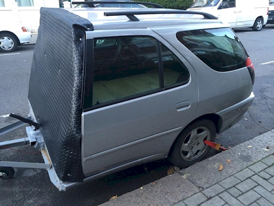 13 Fenomena aneh ini dijamin bikin geleng-geleng kepala, ada aja ya!