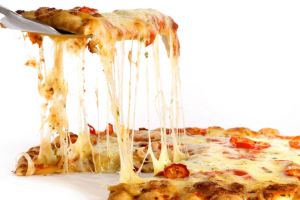 Sering rebutan potongan pizza? Coba tipsnya pakai rumus Matematika ini