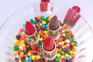 Tips cantik bikin lipstik pakai permen, daripada keluar Rp 500 ribu!