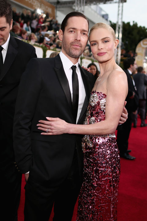 12 Foto pasangan selebriti dunia di Golden Globe ini bikin iri, aw!