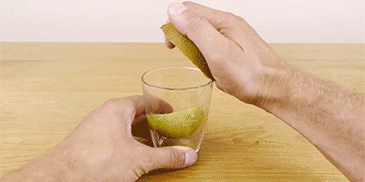 15 Cara mengupas buah yang tepat, kamu pasti tak menduga sebelumnya! 15 Cara mengupas buah yang tepat, kamu pasti tak menduga sebelumnya!