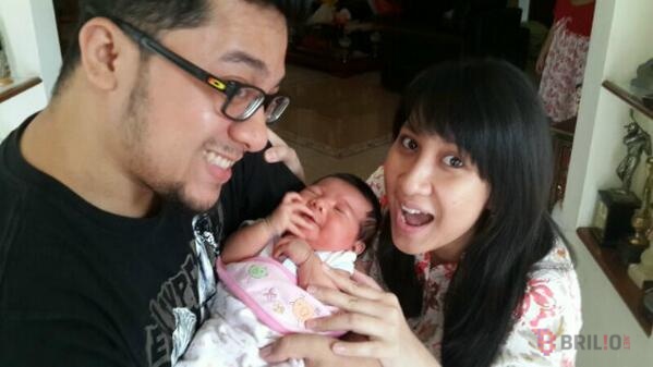 Ingat Nia dan Adit AFI? Kini mereka telah berbahagia punya 2 buah hati