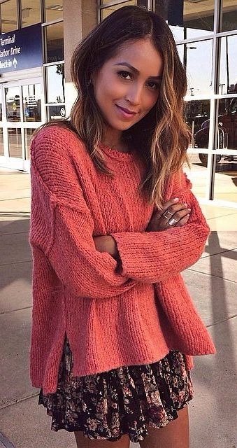 15 Inspirasi simple chic sweater ini cocok kamu kenakan di musim hujan 15 Inspirasi simple chic sweater ini cocok kamu kenakan di musim hujan