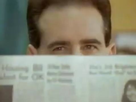 Koran edisi yang sama dipakai dalam puluhan film berbeda, mengherankan Koran edisi yang sama dipakai dalam puluhan film berbeda, mengherankan