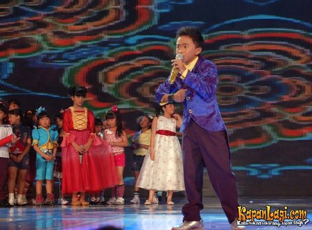 Ingat Kiki Idola Cilik? Kini wajahnya makin ganteng dan karismatik Ingat Kiki Idola Cilik? Kini wajahnya makin ganteng dan karismatik