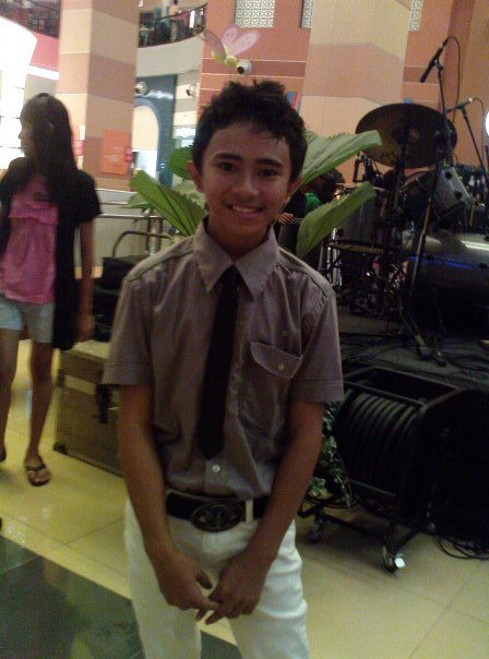 Ingat Kiki Idola Cilik? Kini wajahnya makin ganteng dan karismatik Ingat Kiki Idola Cilik? Kini wajahnya makin ganteng dan karismatik