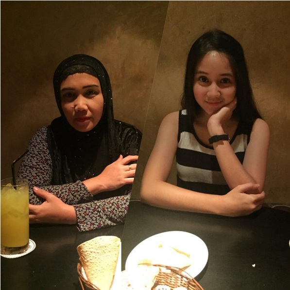 Cantiknya pemeran 'Eneng dan Kaos Kaki Ajaib' sekarang, uhuk! Cantiknya pemeran 'Eneng dan Kaos Kaki Ajaib' sekarang, uhuk!