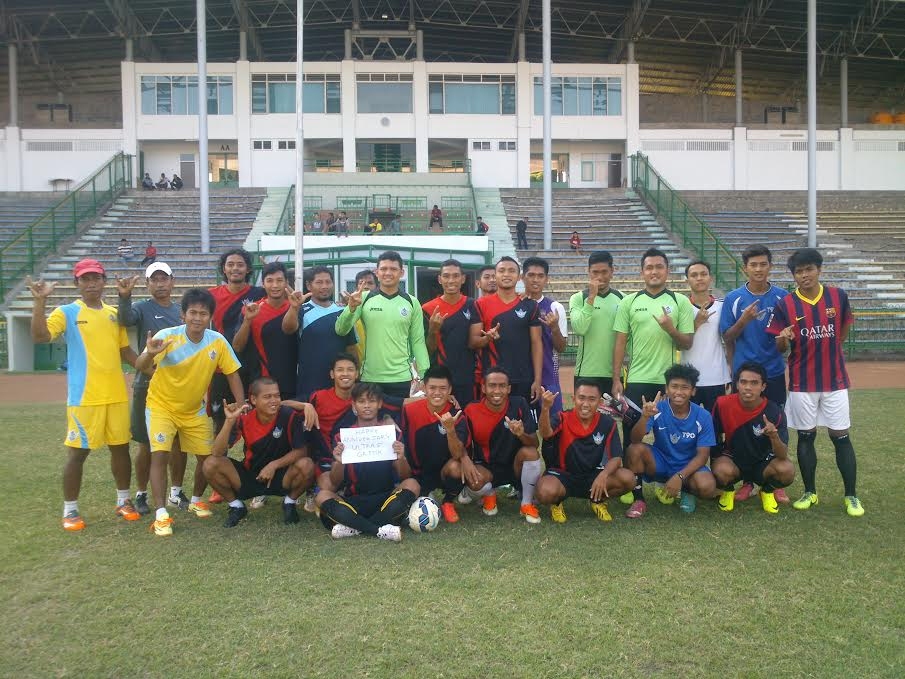 Fans berat sejak kecil, Dianita bisa dekat dengan tim Persegres Gresik