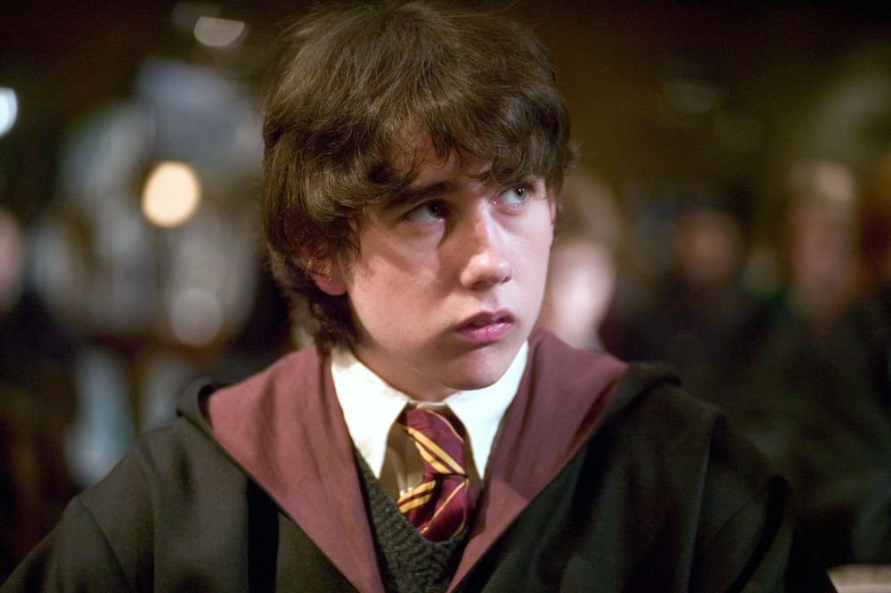 Neville, si culun di film Harry Potter itu kini ganteng abis!