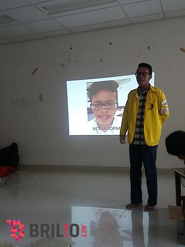 Kipli 'Kiamat Sudah Dekat' kini jadi mahasiswa UI, makin cakep nggak? Kipli 'Kiamat Sudah Dekat' kini jadi mahasiswa UI, makin cakep nggak?