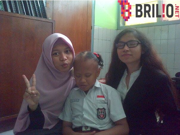 Kangen Fiersha 'Mamamia'? Gadis tunanetra ini kini jadi guru cantik