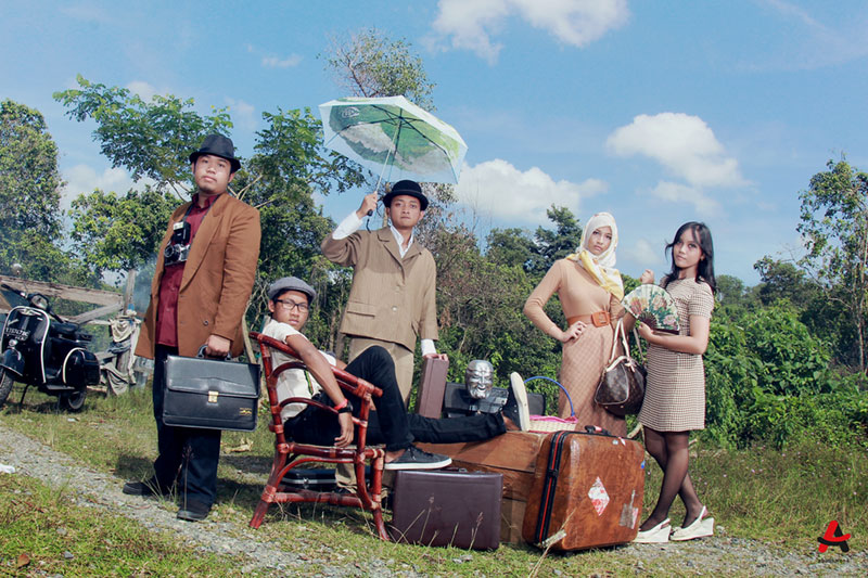 19 Konsep buku tahunan yang unik, bakal terkenang sepanjang masa deh!