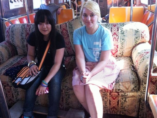 20 Tingkah aneh penumpang kereta api dari yang unik hingga nyebelin! 20 Tingkah aneh penumpang kereta api dari yang unik hingga nyebelin!