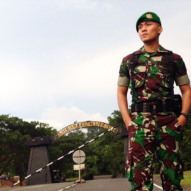 Deretan anggota TNI ganteng yang bikin cewek pengen dijagain terus