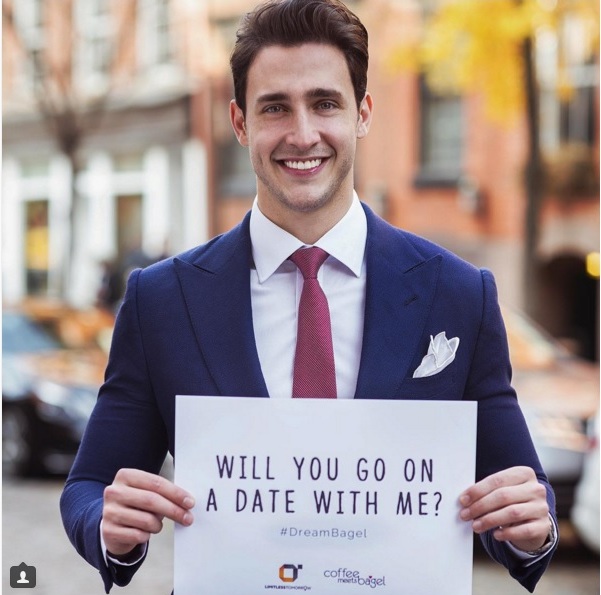 Dokter cakep ini kreatif, ajak kencan cewek sambil galang dana sosial