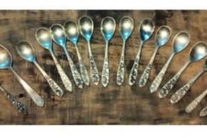 Benda lawas ini jadi celah bisnis bagi sepasang kekasih