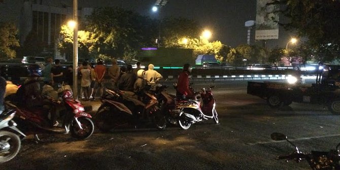 Cerita Sesar, mobilnya jadi korban pertikaian suporter bola