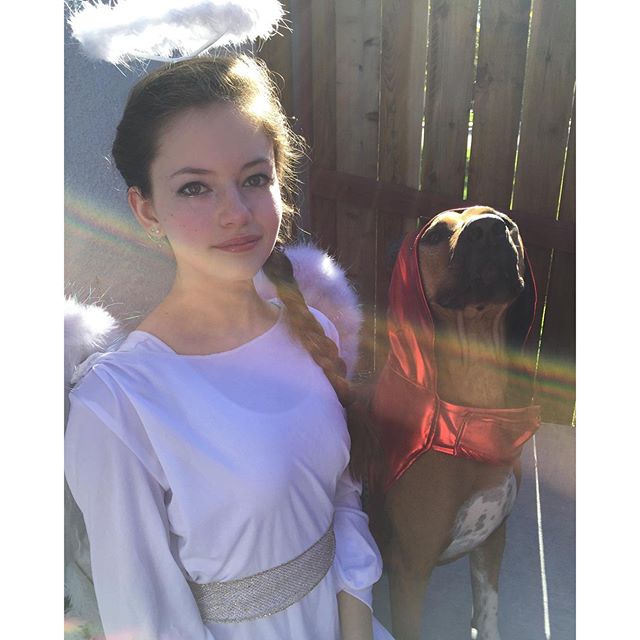 Anak Edward Cullen & Bella 'Twilight' tumbuh jadi gadis rupawan, aw!