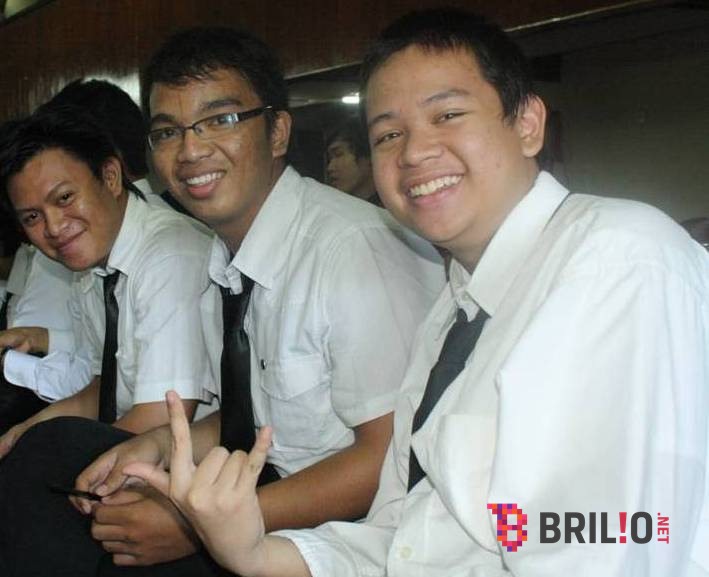 Tak diduga, Saprol 'Kiamat Sudah Dekat' kini jadi sarjana perminyakan Tak diduga, Saprol 'Kiamat Sudah Dekat' kini jadi sarjana perminyakan