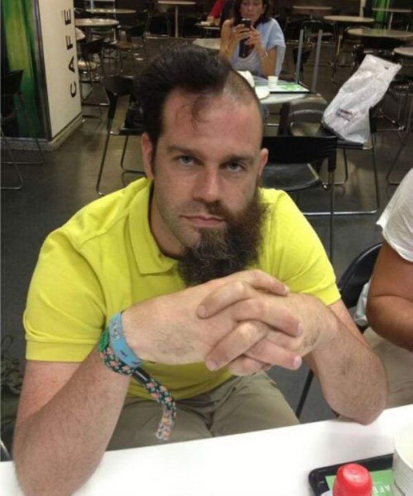 19 Gaya rambut antimainstream buat cowok, dijamin bakal dilirik cewek