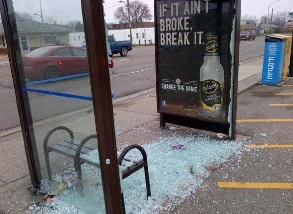 15 Pariwara ini dijamin bikin kamu gagal paham, duh!  15 Pariwara ini dijamin bikin kamu gagal paham, duh!