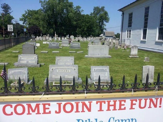 15 Pariwara ini dijamin bikin kamu gagal paham, duh!  15 Pariwara ini dijamin bikin kamu gagal paham, duh!