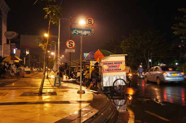 10 Wisata gratis di Semarang, termasuk tempat syuting Ayat-ayat Cinta 10 Wisata gratis di Semarang, termasuk tempat syuting Ayat-ayat Cinta