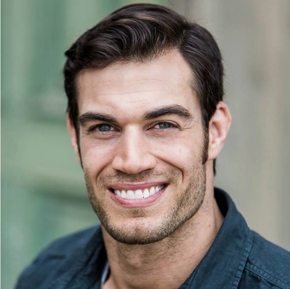 Dokter hewan ini ganteng banget, dijamin bikin kamu klepek-klepek! Dokter hewan ini ganteng banget, dijamin bikin kamu klepek-klepek!