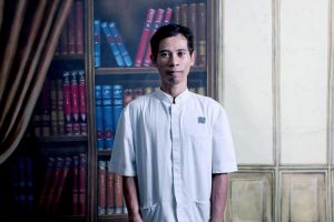  Satu per satu temannya menjauh, Juliuz kini merasa frustrasi