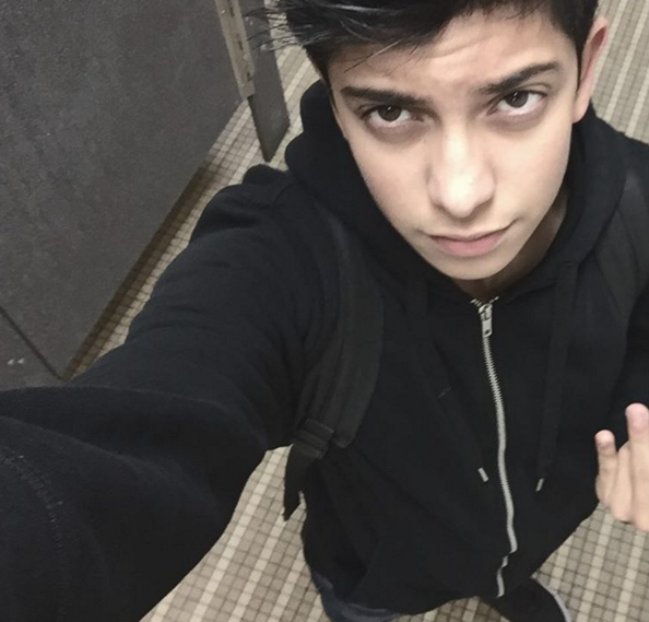 Albany Rai, si ganteng putra Sarah Azhari yang mirip Zayn Malik Albany Rai, si ganteng putra Sarah Azhari yang mirip Zayn Malik