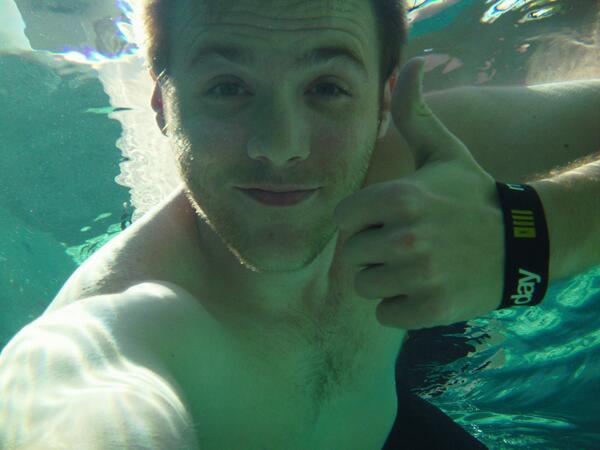 Kuasai 10 tips praktis foto underwater ini biar jepretanmu makin keren