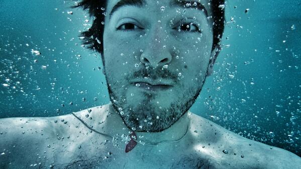 Kuasai 10 tips praktis foto underwater ini biar jepretanmu makin keren Kuasai 10 tips praktis foto underwater ini biar jepretanmu makin keren