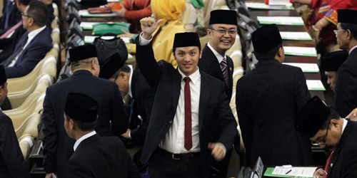 Gantengnya Moreno Soeprapto, jago balap yang kini jadi politikus Gantengnya Moreno Soeprapto, jago balap yang kini jadi politikus