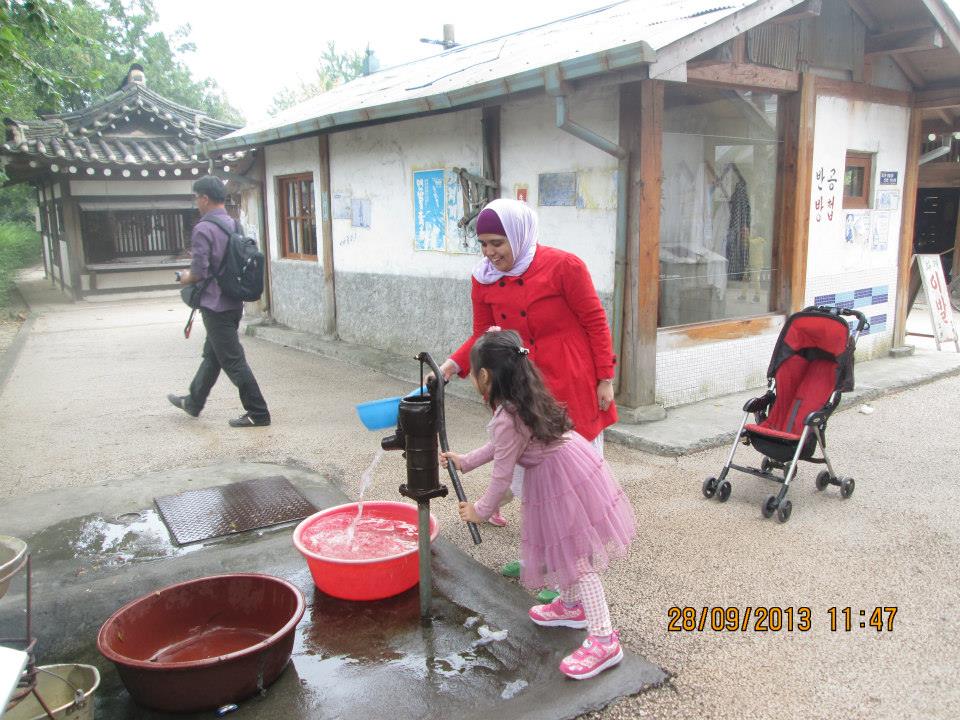 Senangi drama dan K-Pop, Fe wujudkan mimpi jalan-jalan ke Korea, wow!