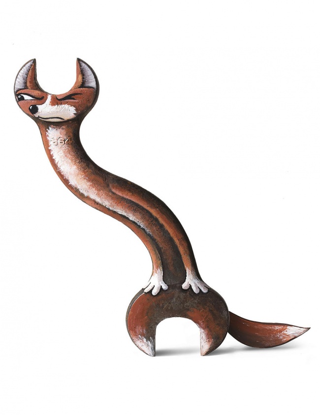 18 Karya ini dibuat di atas media benda-benda perabotan sekitar, top! 18 Karya ini dibuat di atas media benda-benda perabotan sekitar, top!