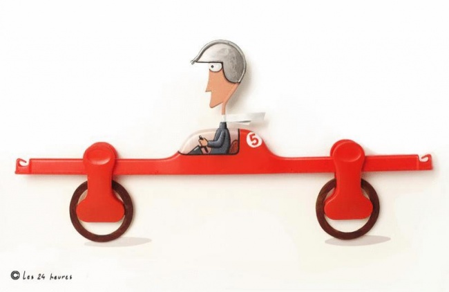 18 Karya ini dibuat di atas media benda-benda perabotan sekitar, top! 18 Karya ini dibuat di atas media benda-benda perabotan sekitar, top!